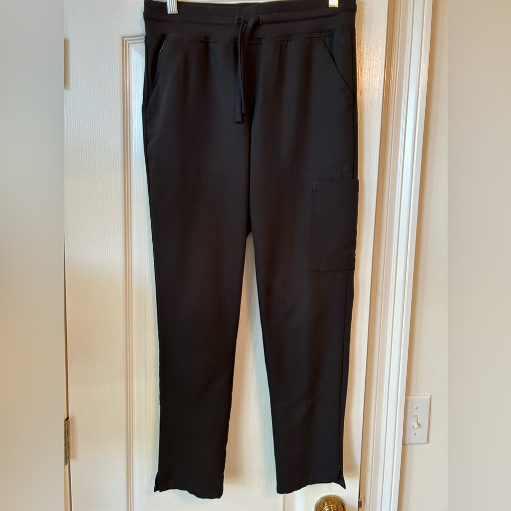 Women’s Wink Slim Fit Scrub Pants